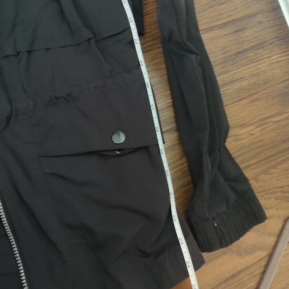 *Columbia Women’s Day Trippin’ Black Water-Repellent Jacket – XS - Picture 8 of 8